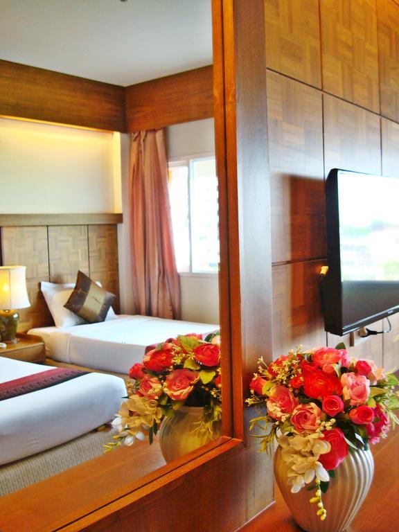 Chiang Mai Phucome Hotel Exterior photo