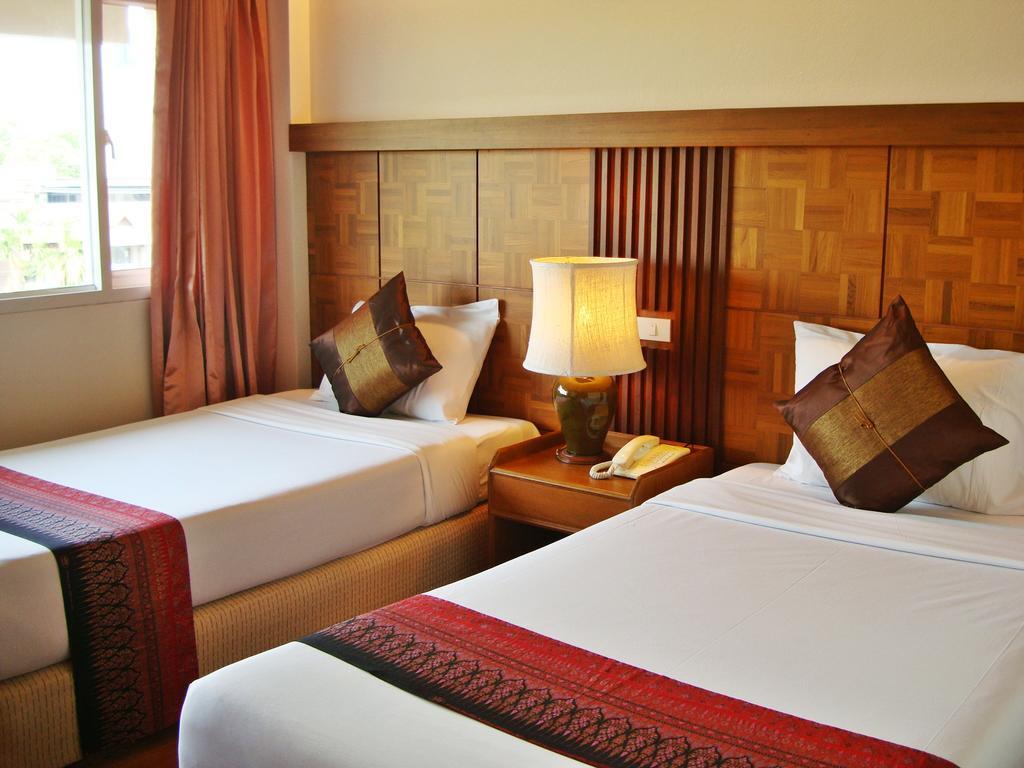 Chiang Mai Phucome Hotel Exterior photo
