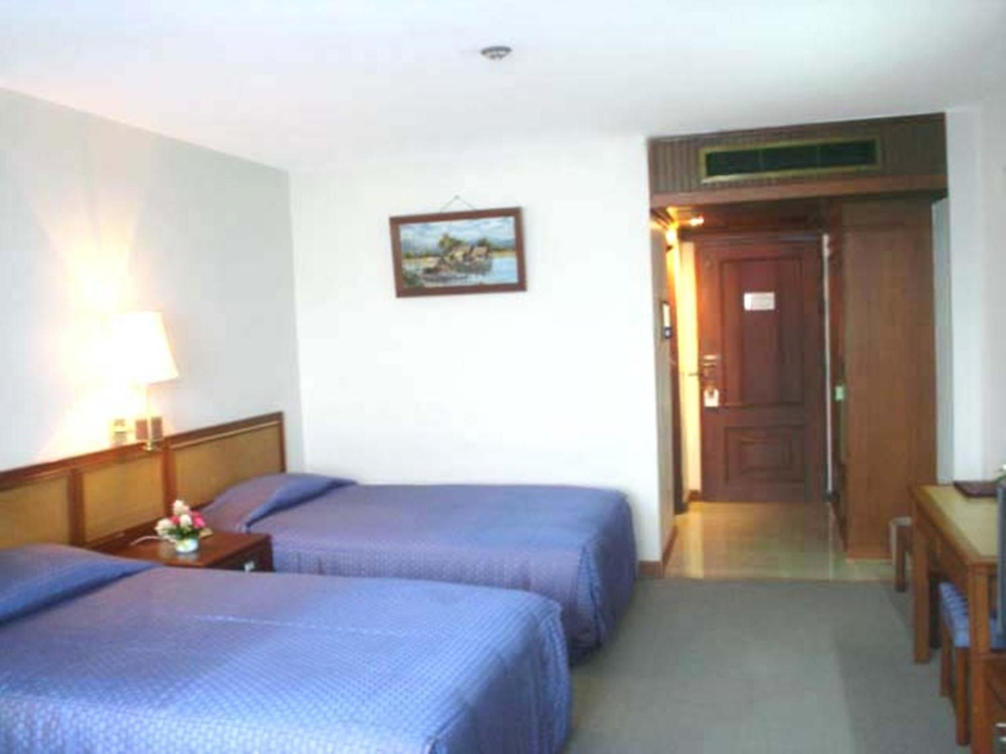 Chiang Mai Phucome Hotel Exterior photo